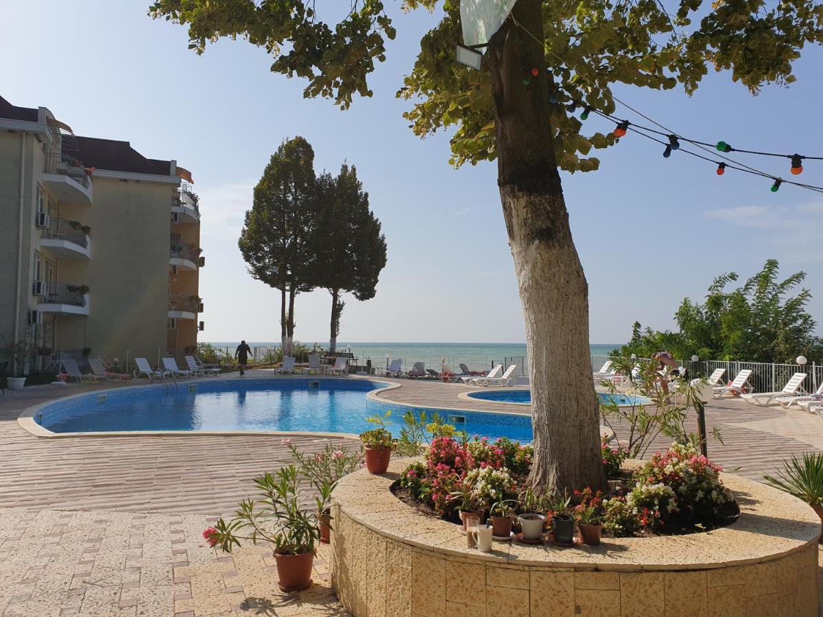 Helios Hotel Baltschik Exterior foto