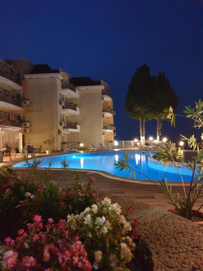Helios Hotel Baltschik Exterior foto