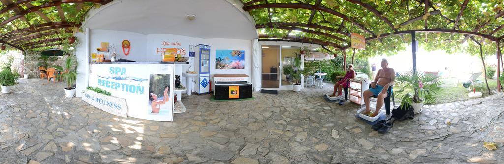 Helios Hotel Baltschik Exterior foto